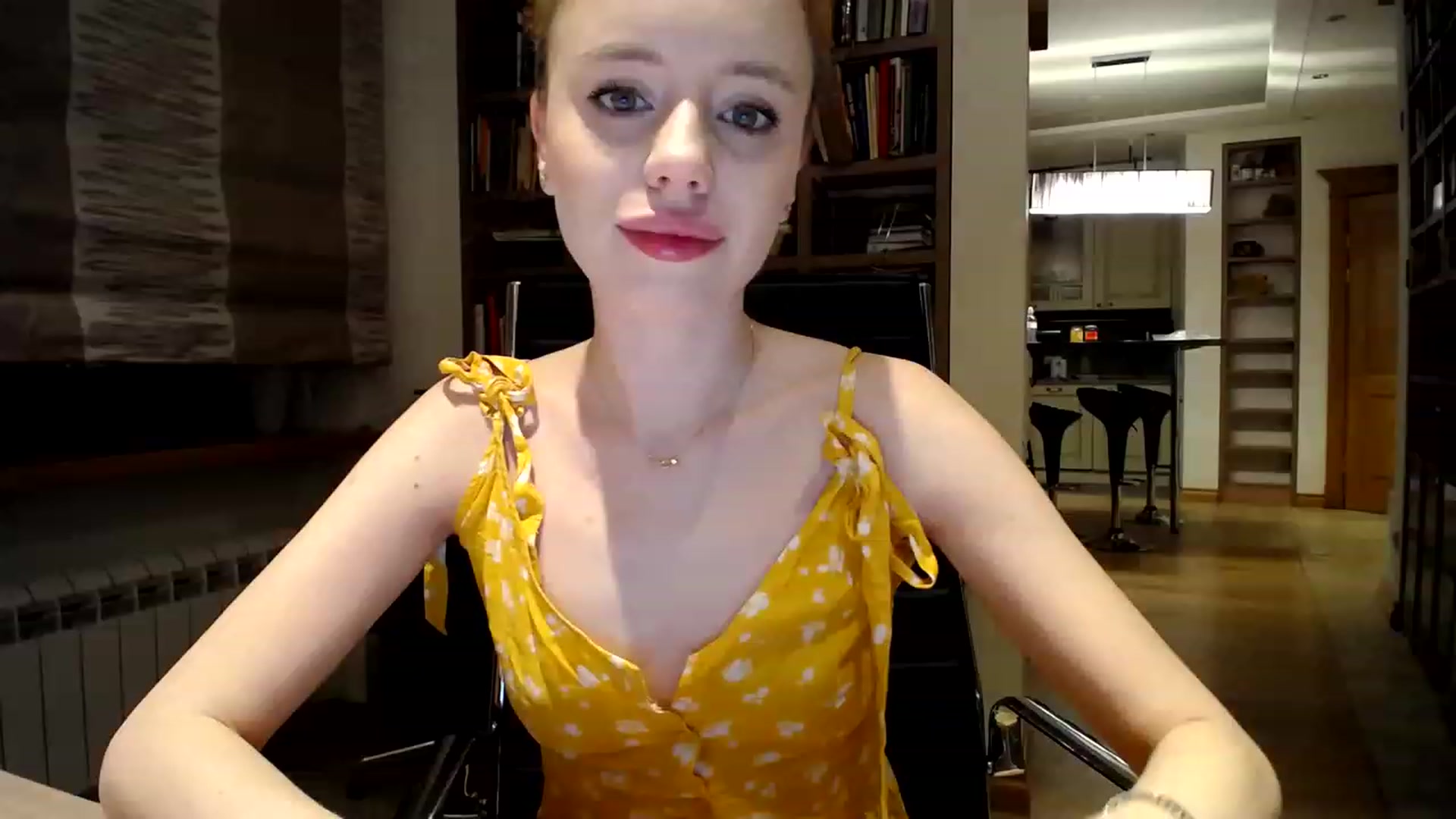 Gallery image thumbnail from Alena29's myfreecams stream on, 02/12/2023, 22:19 image 3 of 20