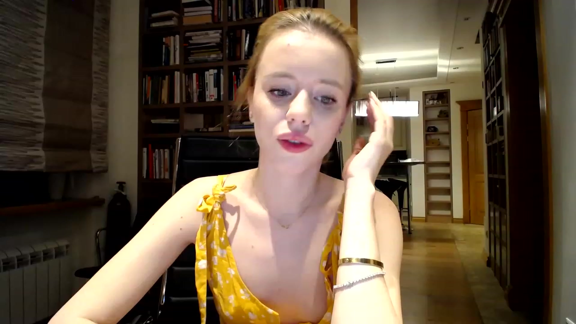 Gallery image thumbnail from Alena29's myfreecams stream on, 02/12/2023, 23:12 image 15 of 20