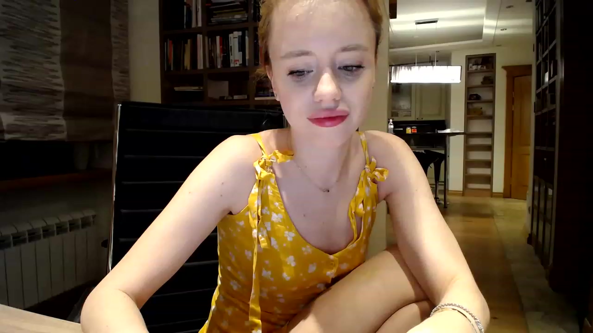 Gallery image thumbnail from Alena29's myfreecams stream on, 02/12/2023, 23:12 image 3 of 20