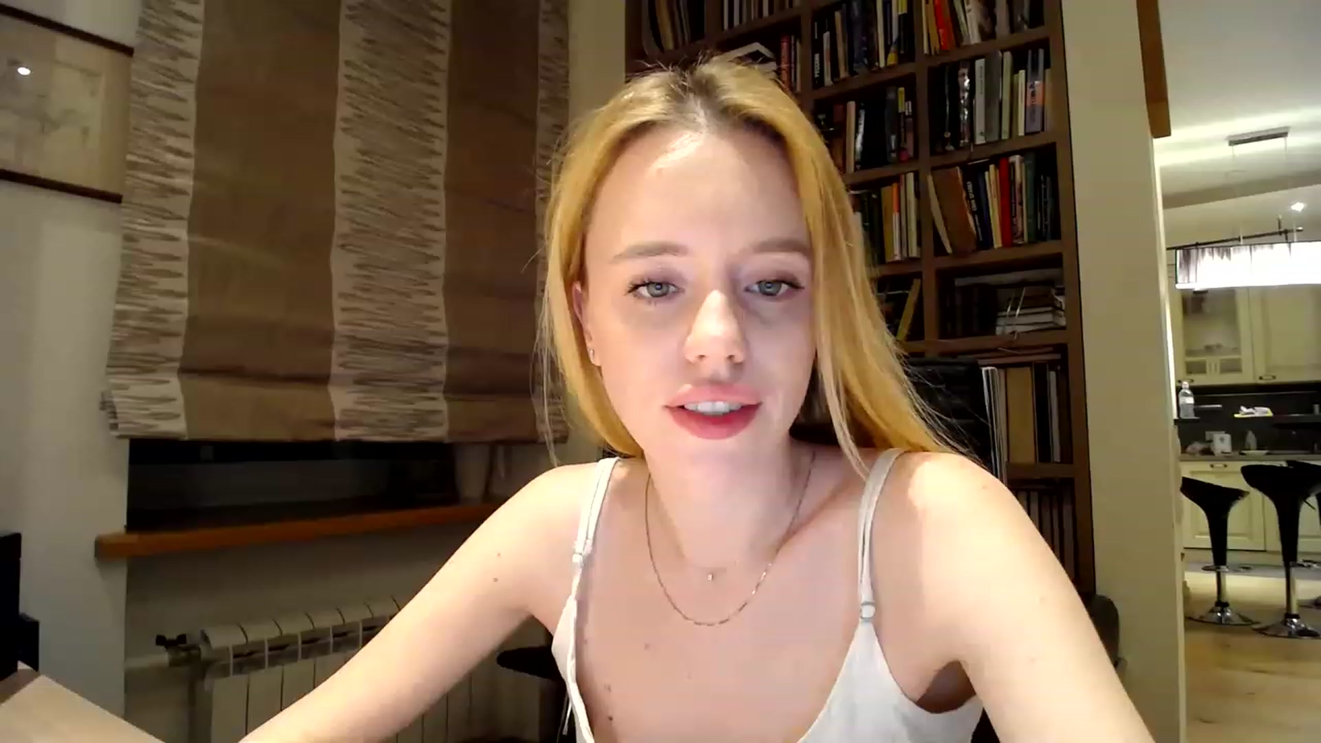 Gallery image thumbnail from Alena29's myfreecams stream on, 02/14/2023, 24:05 image 9 of 20