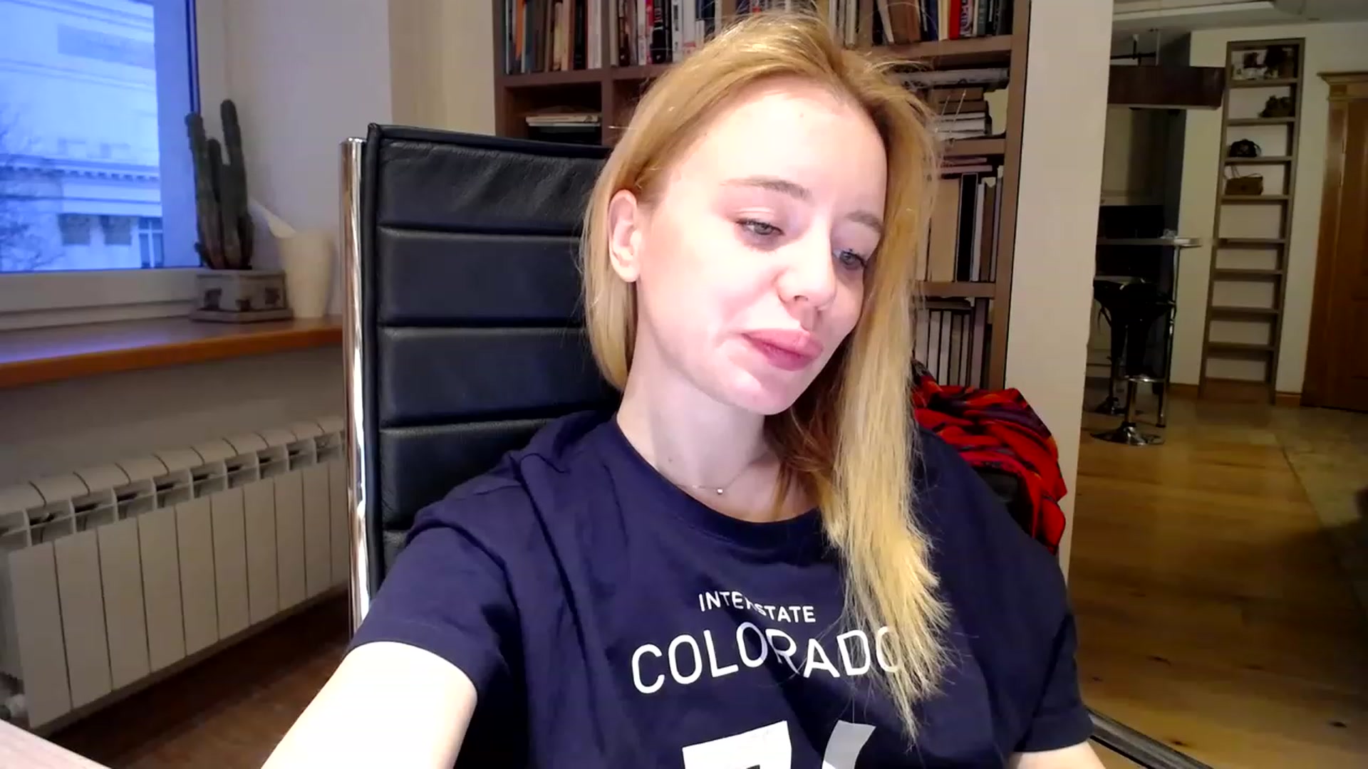Gallery image thumbnail from Alena29's myfreecams stream on, 02/22/2023, 15:37 image 5 of 20