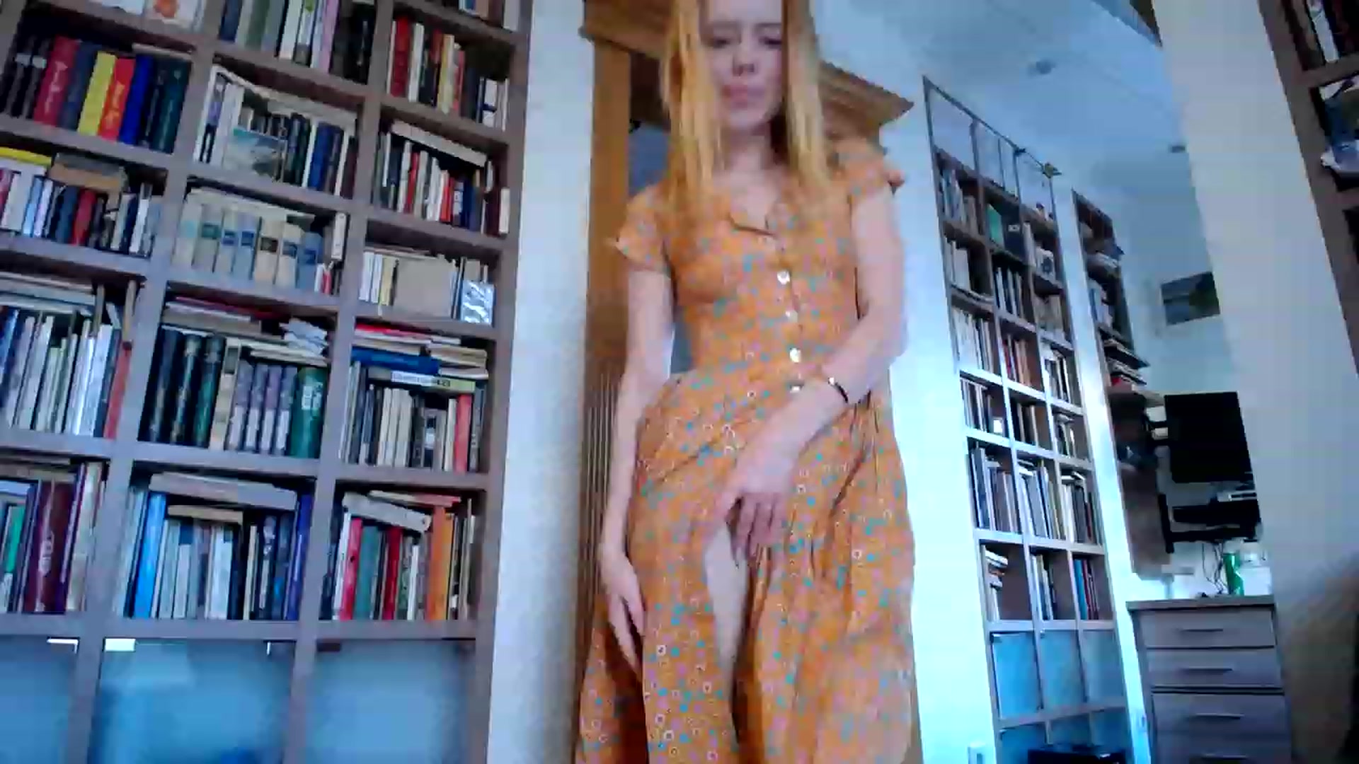 Gallery image thumbnail from Alena29's myfreecams stream on, 02/23/2023, 15:04 image 3 of 20