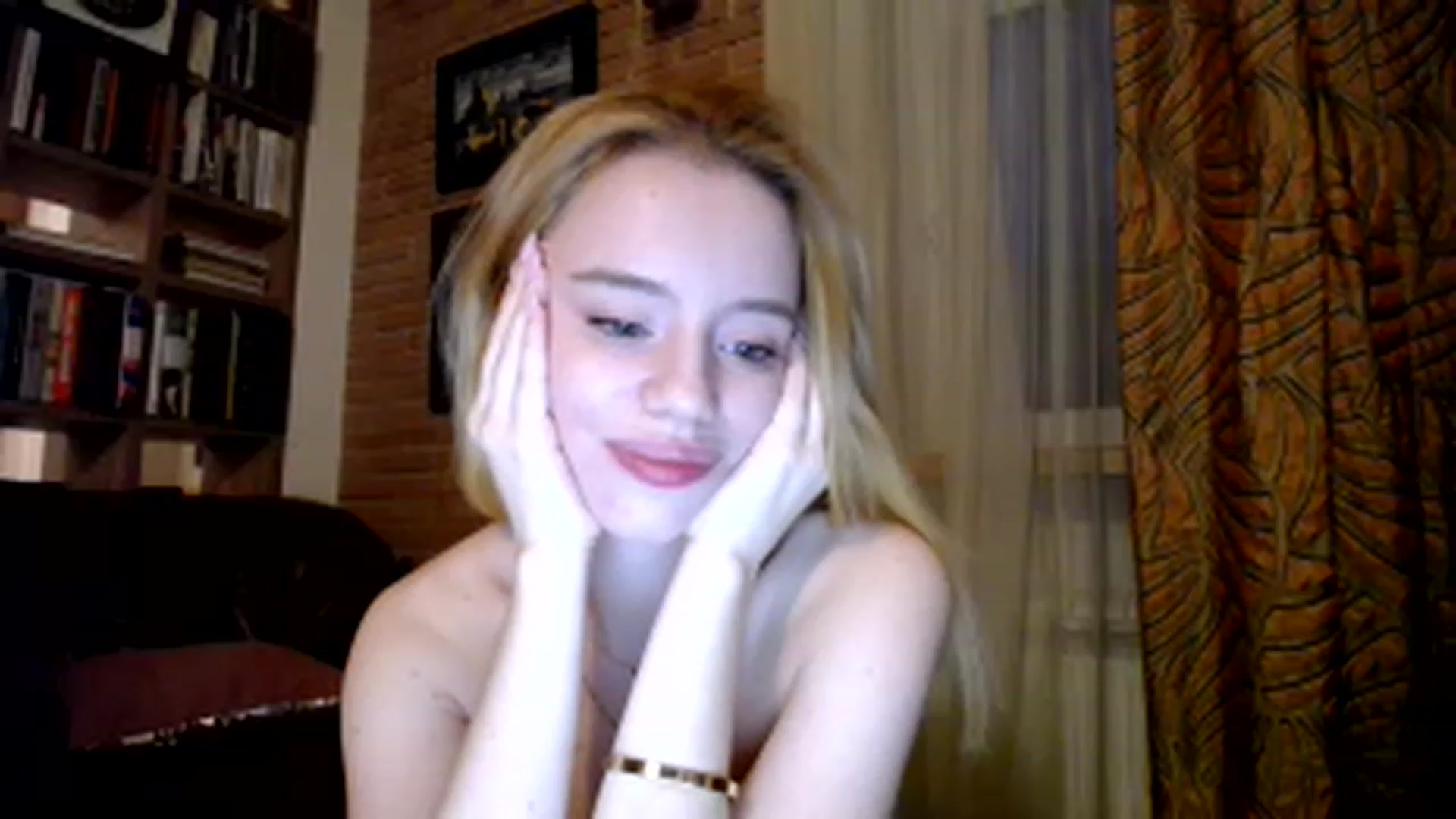 Gallery image thumbnail from Alena29's myfreecams stream on, 02/23/2023, 15:46 image 9 of 20