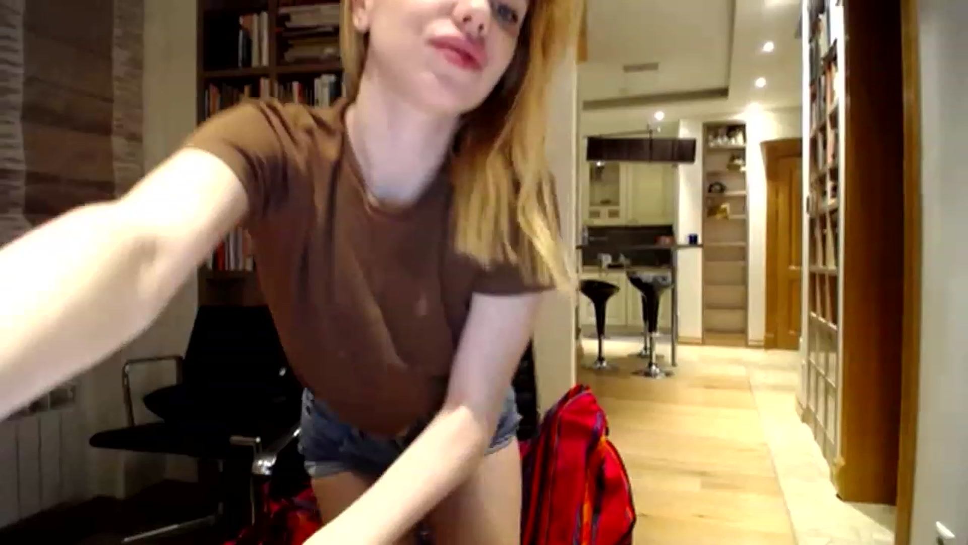 Gallery image thumbnail from Alena29's myfreecams stream on, 02/24/2023, 24:24 image 4 of 20