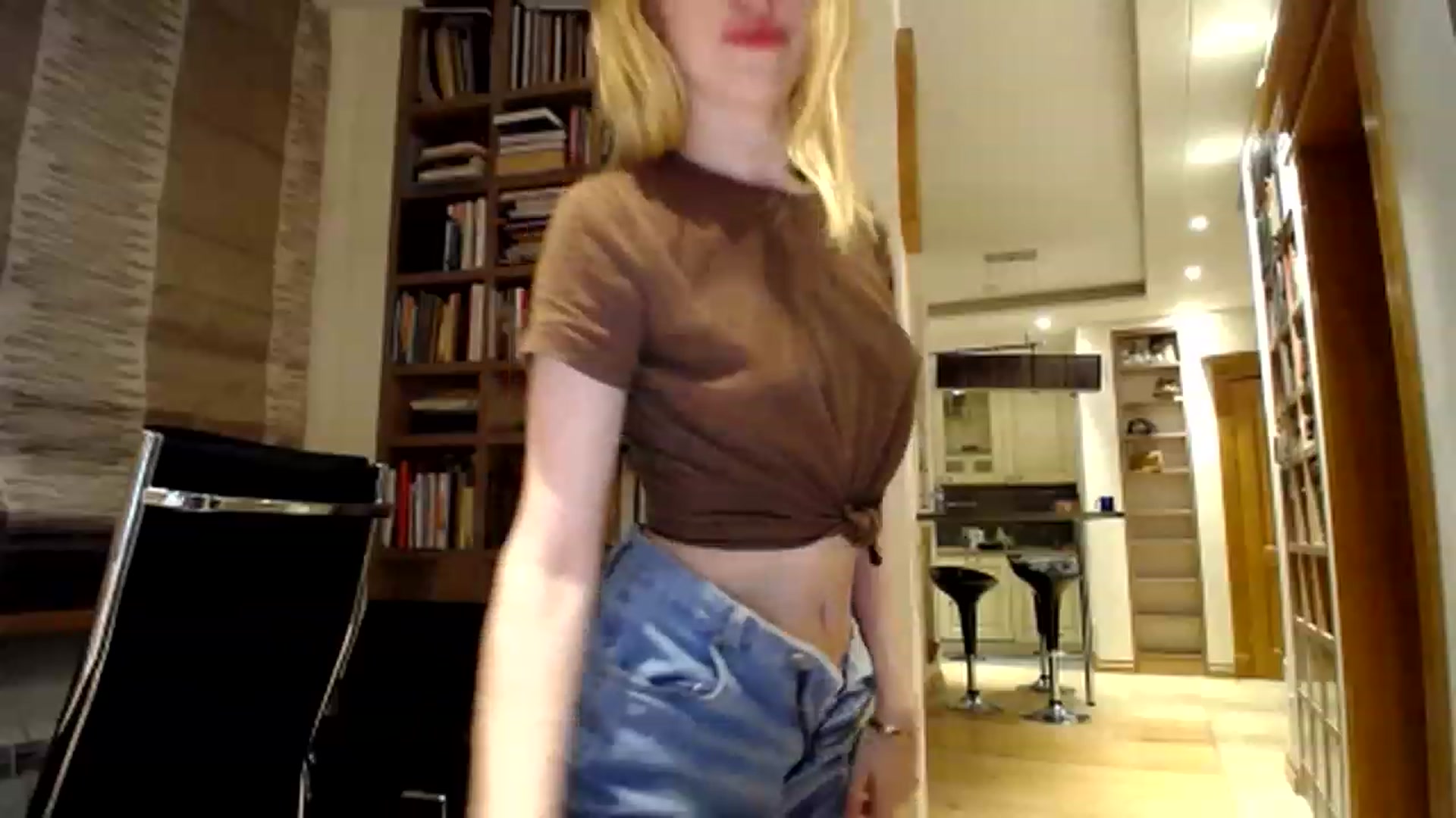 Gallery image thumbnail from Alena29's myfreecams stream on, 02/24/2023, 24:24 image 20 of 20