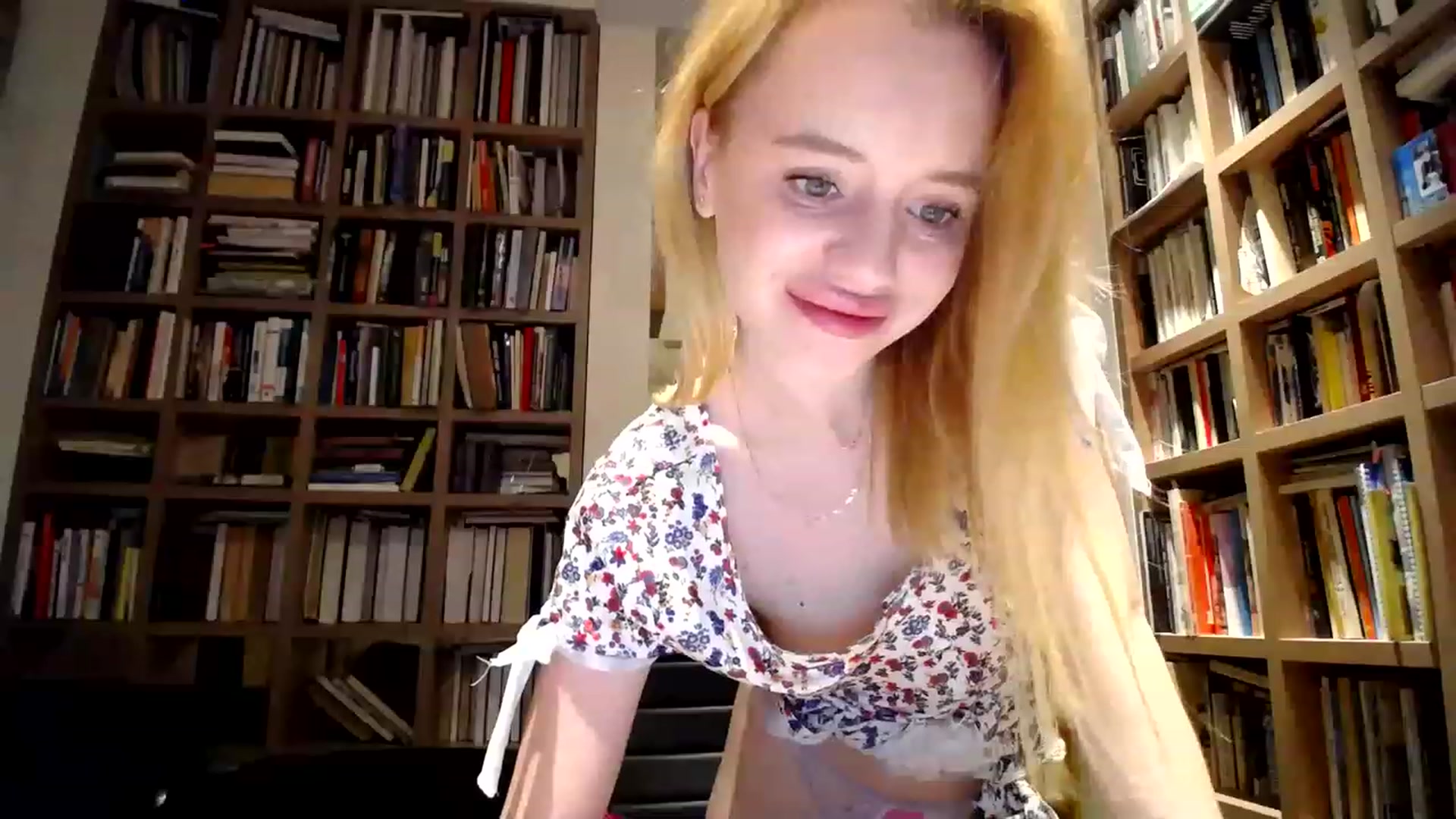 Gallery image thumbnail from Alena29's myfreecams stream on, 02/24/2023, 18:34 image 7 of 20