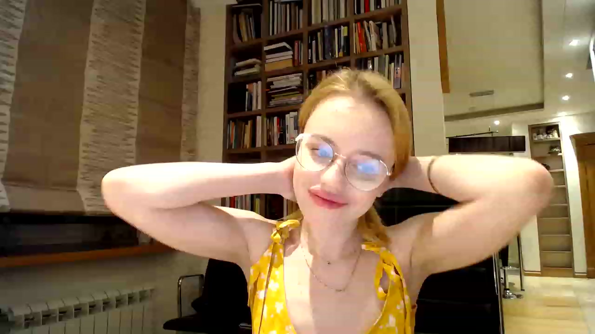 Gallery image thumbnail from Alena29's myfreecams stream on, 03/02/2023, 01:21 image 4 of 20