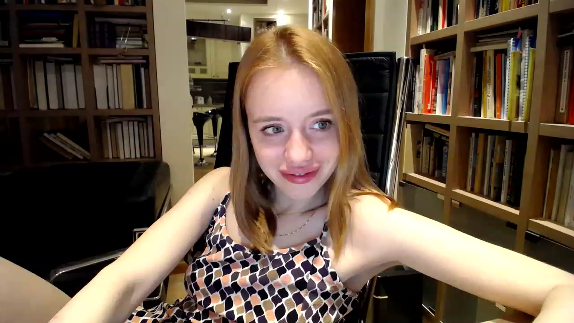 Gallery image thumbnail from Alena29's myfreecams stream on, 03/04/2023, 19:22 image 2 of 20