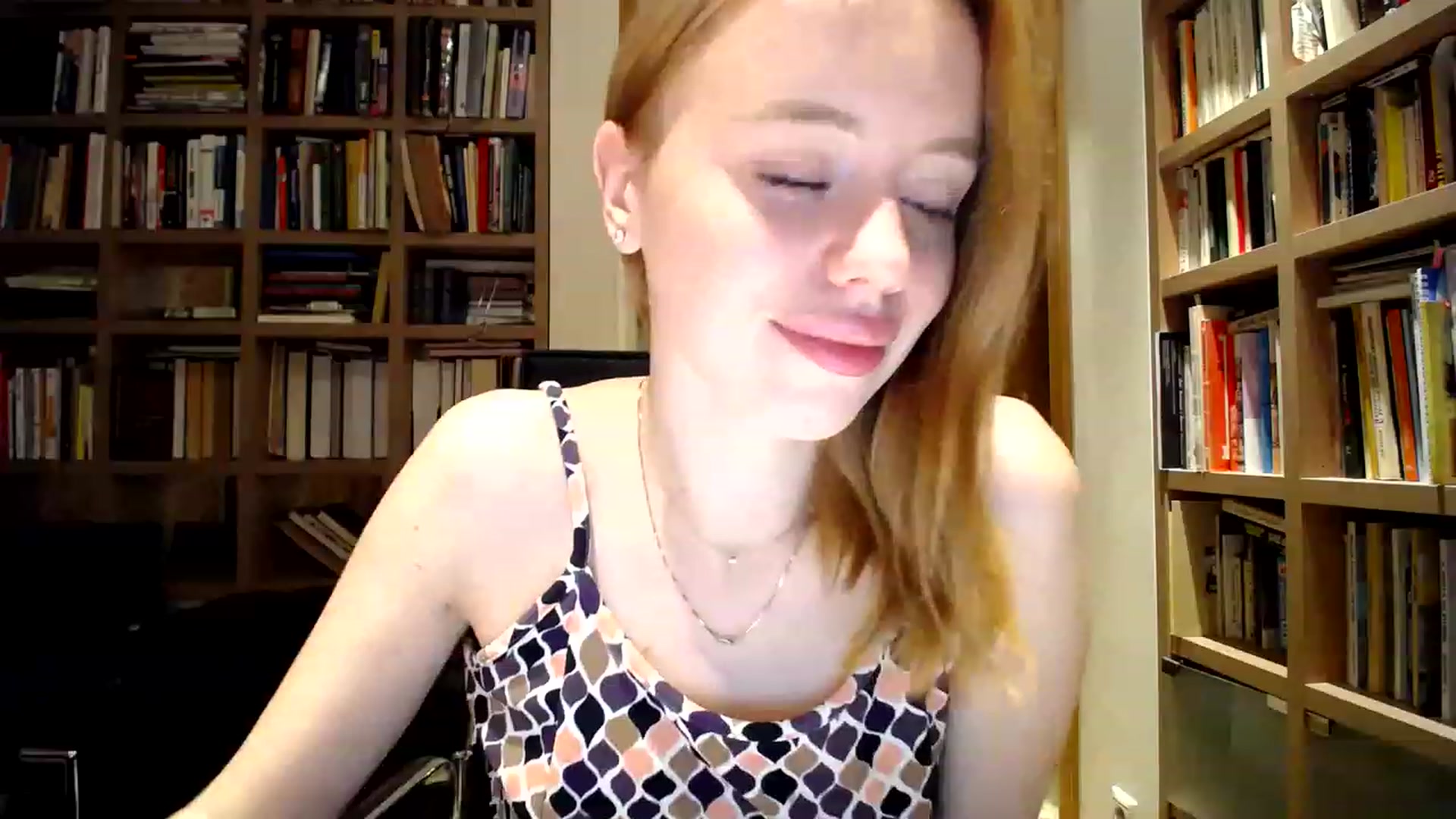 Gallery image thumbnail from Alena29's myfreecams stream on, 03/04/2023, 19:22 image 3 of 20