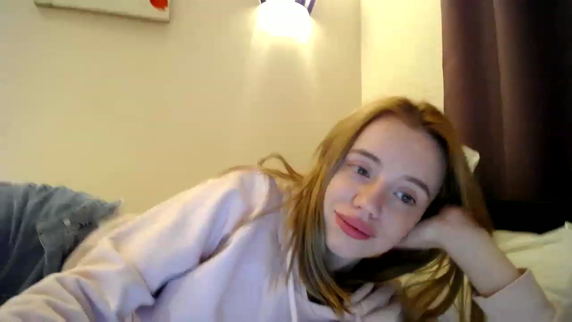 Gallery image thumbnail from Alena29's myfreecams stream on, 03/12/2023, 22:42 image 15 of 20