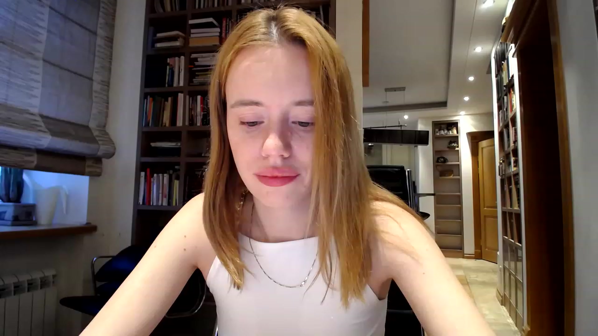 Gallery image thumbnail from Alena29's myfreecams stream on, 03/21/2023, 15:18 image 14 of 20