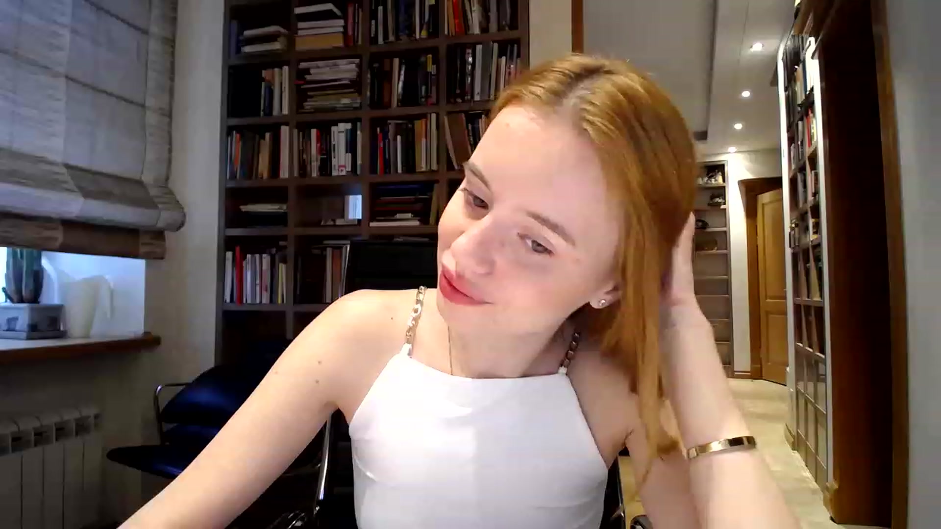Gallery image thumbnail from Alena29's myfreecams stream on, 03/21/2023, 15:18 image 9 of 20
