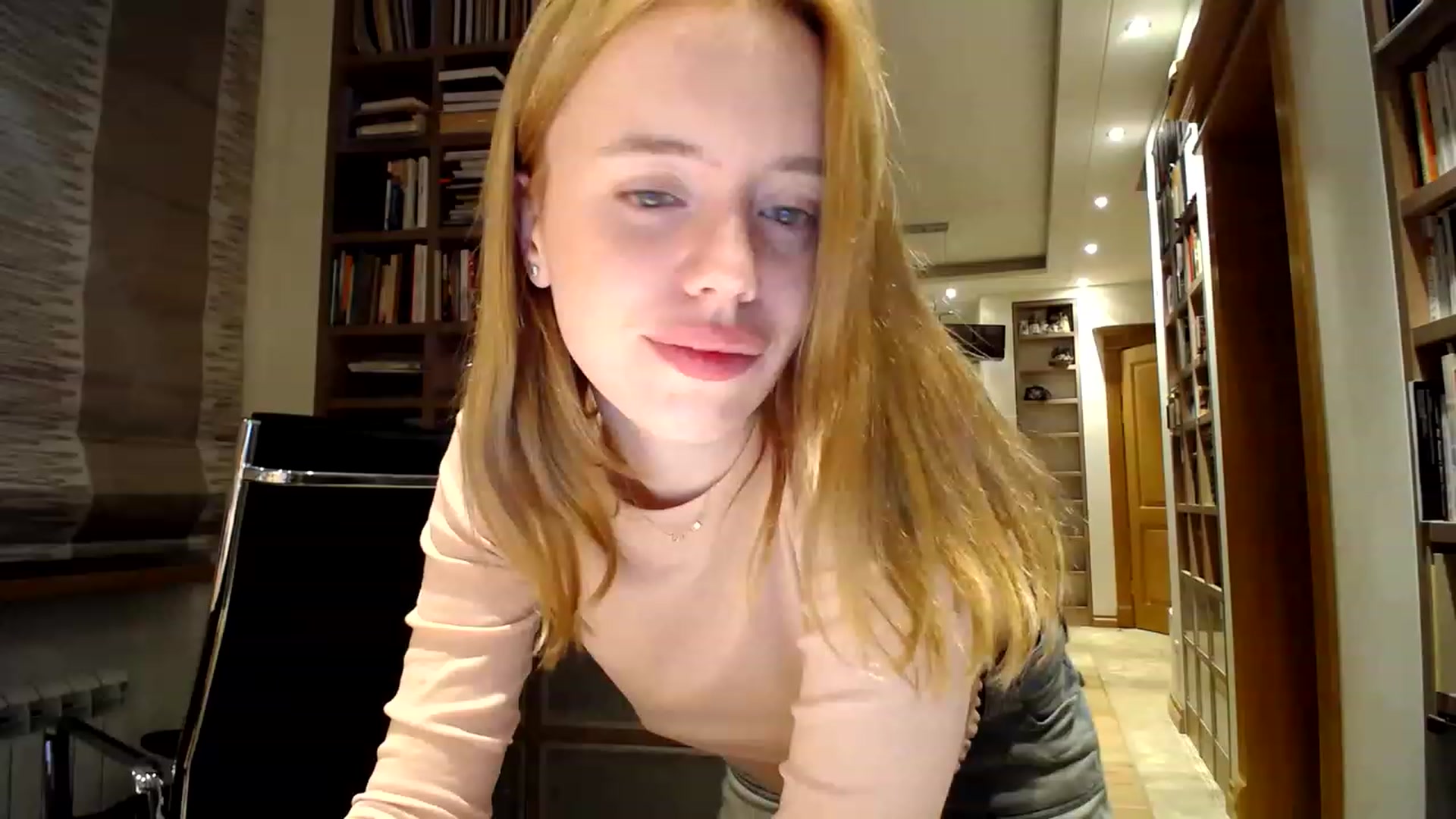 Gallery image thumbnail from Alena29's myfreecams stream on, 03/23/2023, 01:16 image 20 of 20
