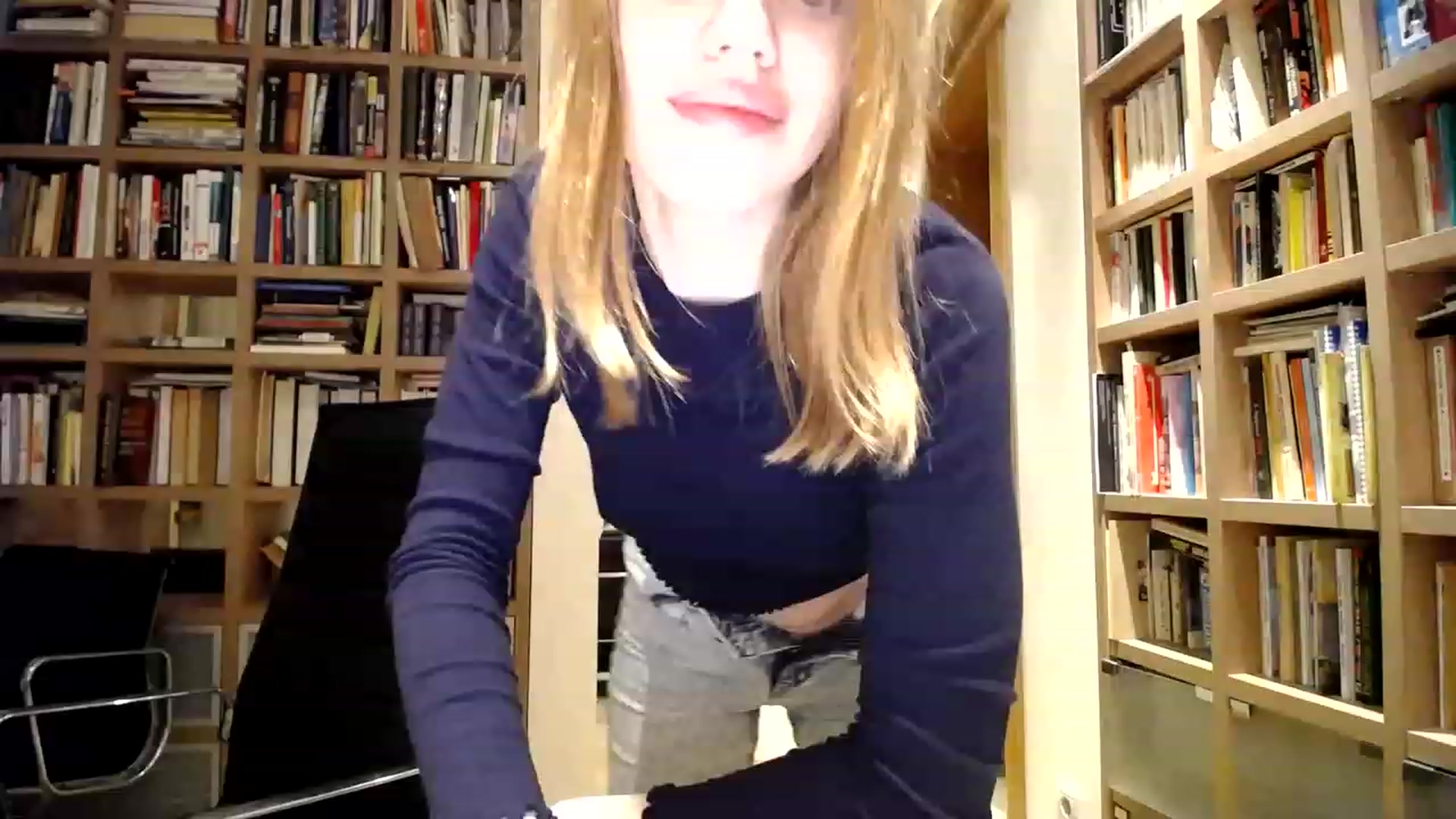 Gallery image thumbnail from Alena29's myfreecams stream on, 03/24/2023, 24:34 image 1 of 20