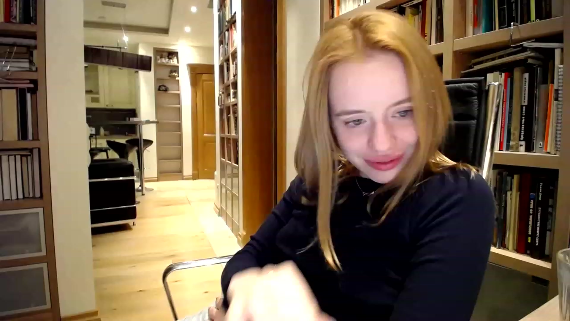 Gallery image thumbnail from Alena29's myfreecams stream on, 03/24/2023, 24:34 image 14 of 20