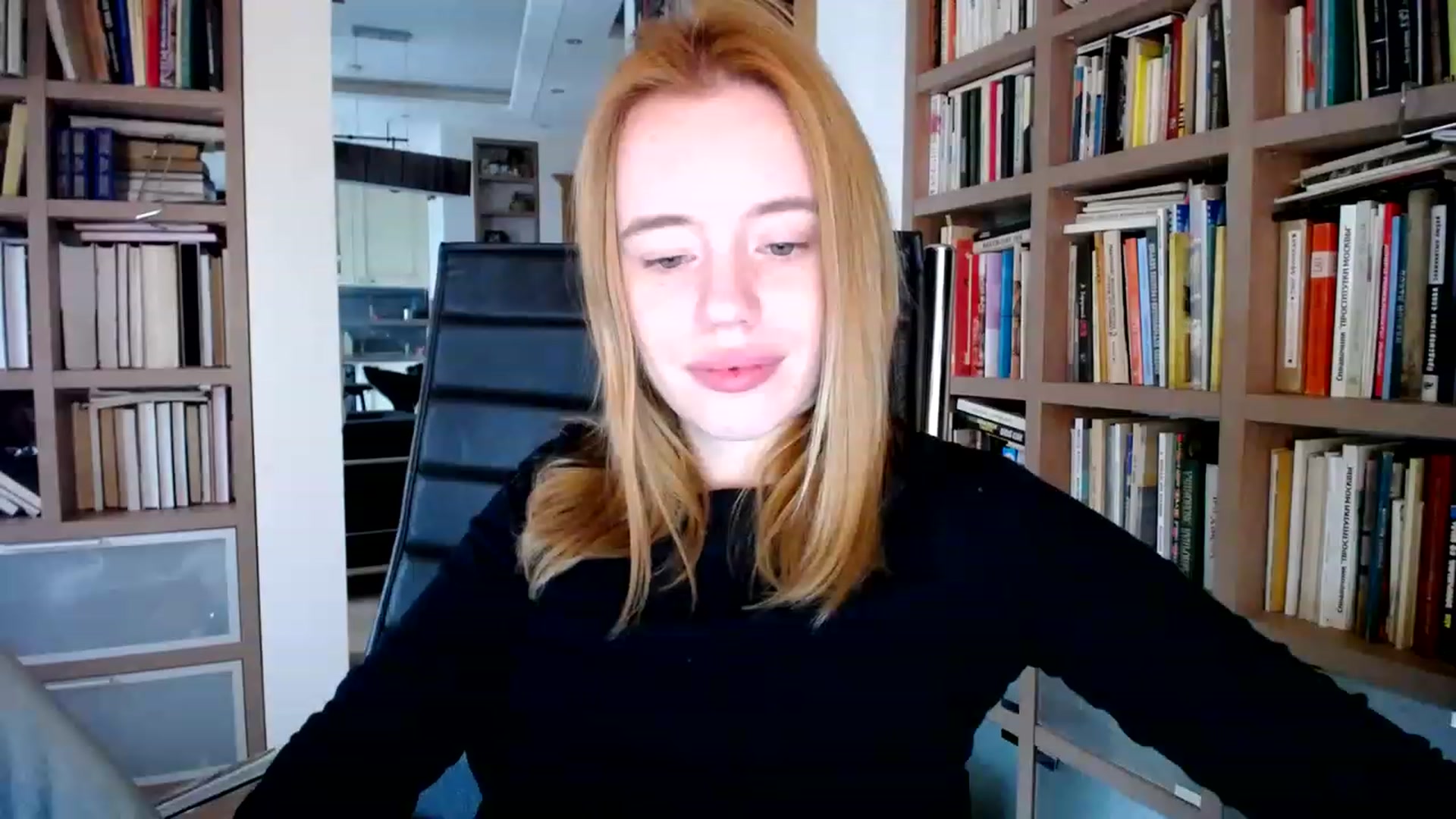 Gallery image thumbnail from Alena29's myfreecams stream on, 03/25/2023, 13:50 image 6 of 20
