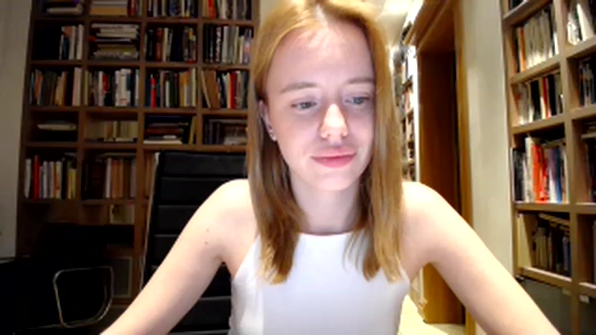 Gallery image thumbnail from Alena29's myfreecams stream on, 03/30/2023, 24:03 image 10 of 20