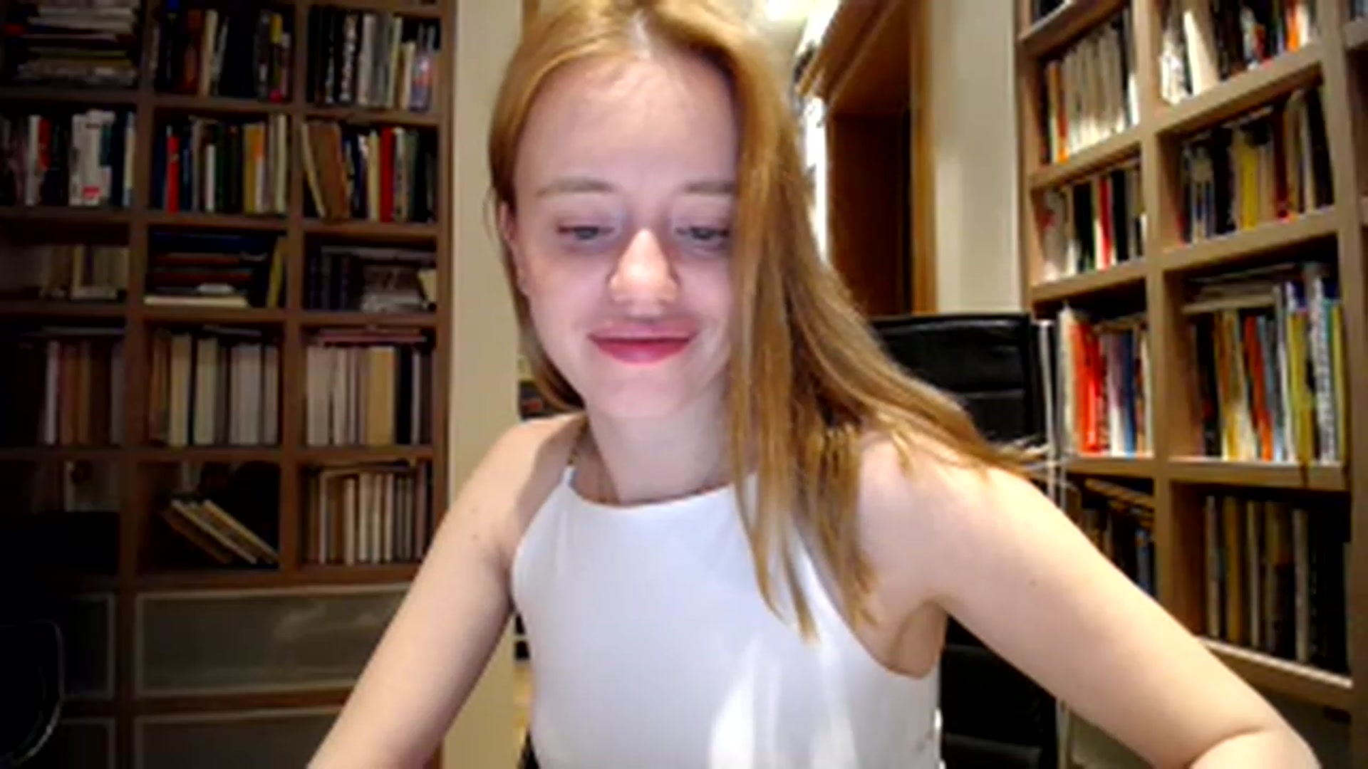 Gallery image thumbnail from Alena29's myfreecams stream on, 03/30/2023, 24:03 image 19 of 20