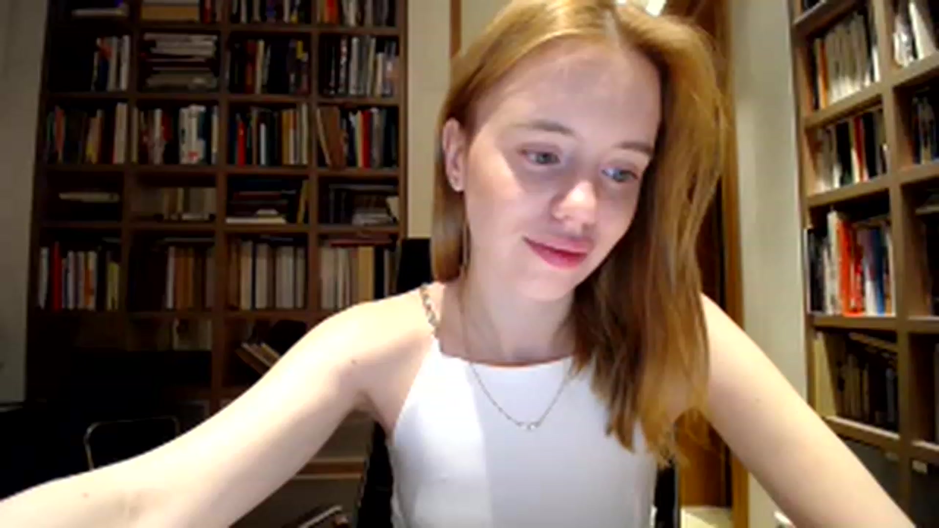 Gallery image thumbnail from Alena29's myfreecams stream on, 03/30/2023, 24:03 image 1 of 20