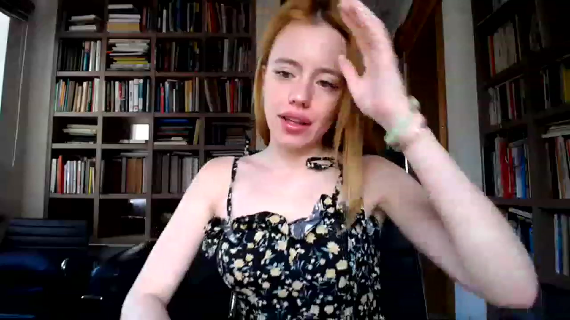 Gallery image thumbnail from Alena29's myfreecams stream on, 05/29/2023, 15:28 image 11 of 20
