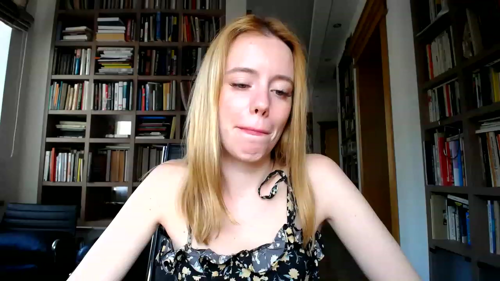 Gallery image thumbnail from Alena29's myfreecams stream on, 05/29/2023, 15:28 image 15 of 20