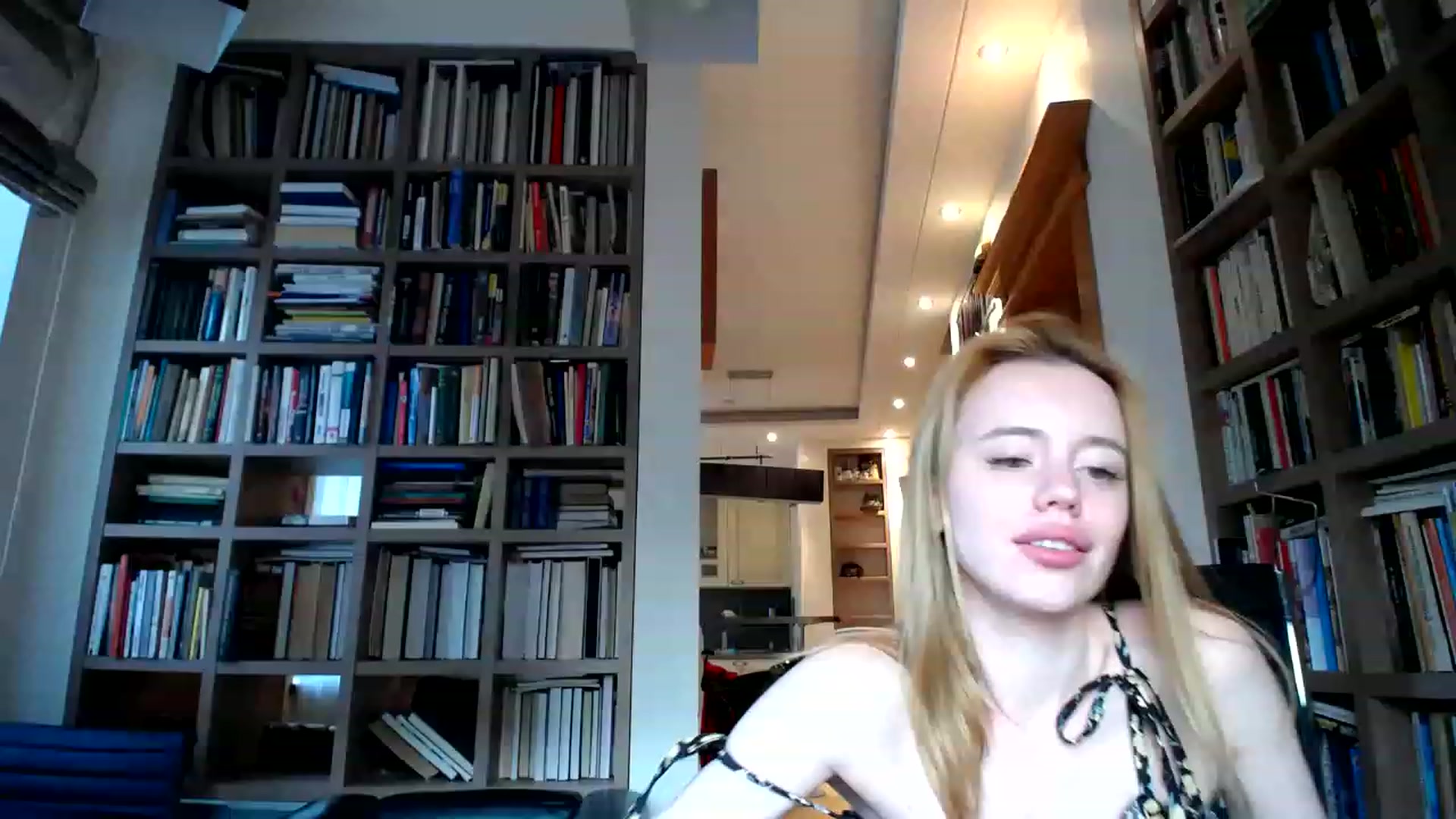 Gallery image thumbnail from Alena29's myfreecams stream on, 05/29/2023, 17:10 image 14 of 20