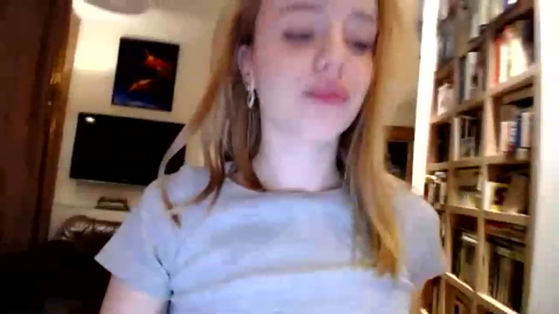 Gallery image thumbnail from Alena29's myfreecams stream on, 06/16/2023, 24:51 image 14 of 20