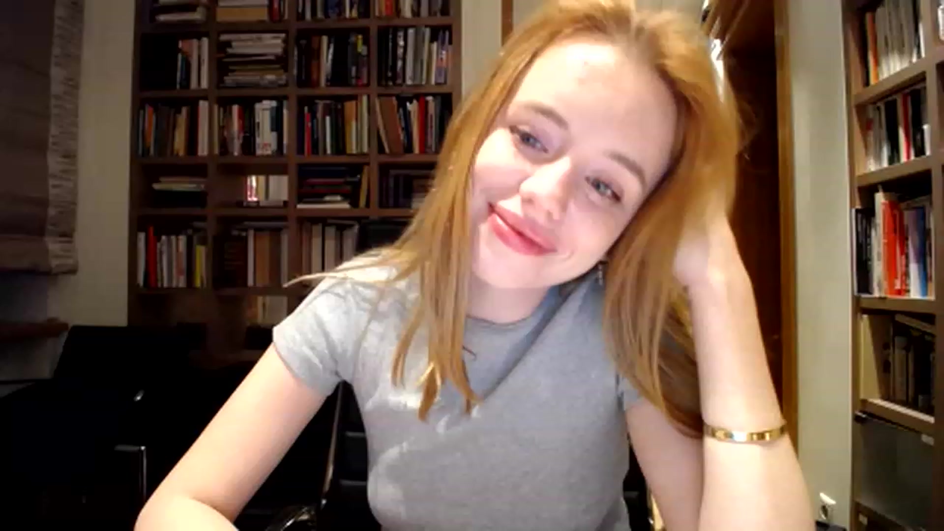 Gallery image thumbnail from Alena29's myfreecams stream on, 06/16/2023, 24:51 image 1 of 20