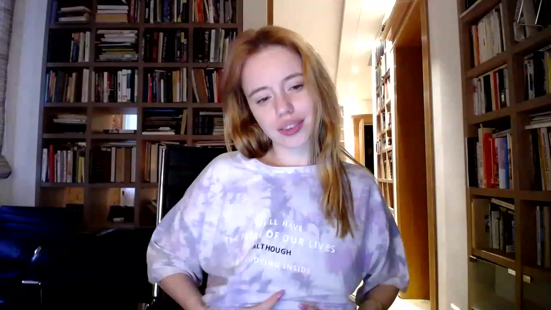 Gallery image thumbnail from Alena29's myfreecams stream on, 06/19/2023, 01:09 image 1 of 20