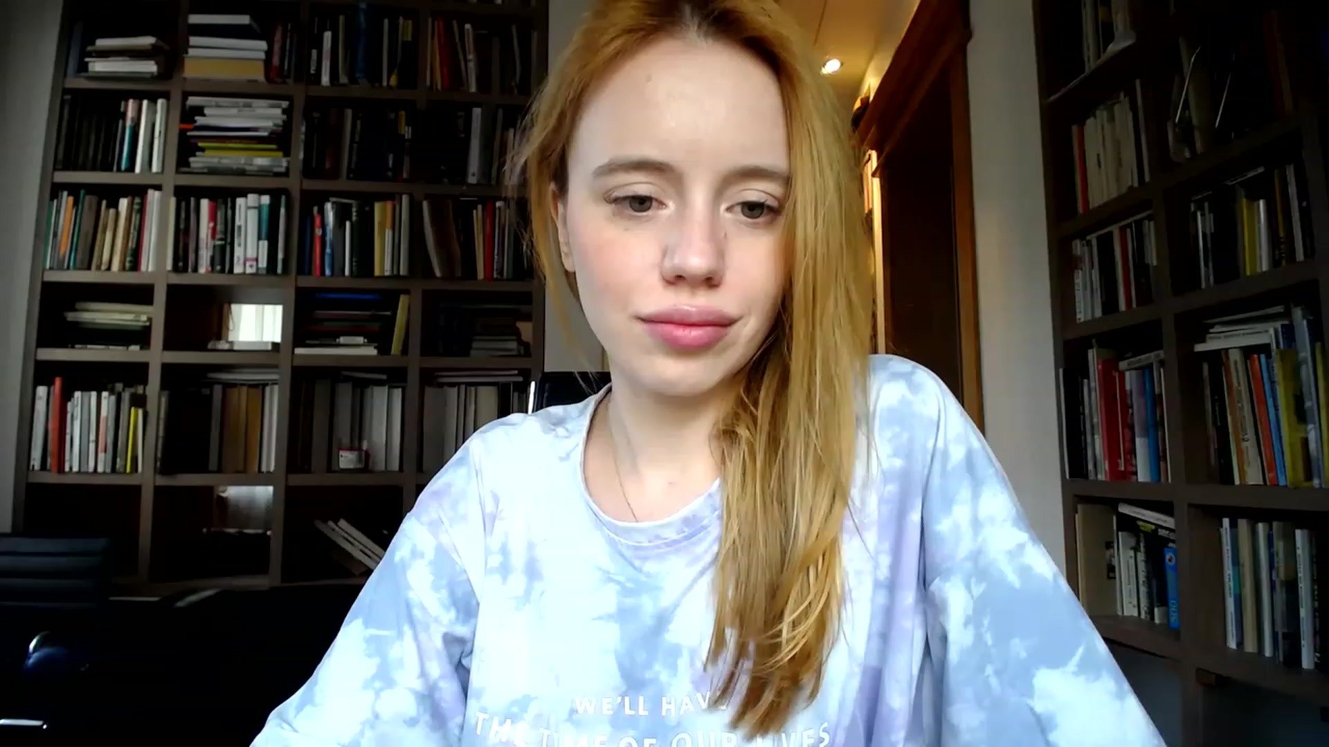 Gallery image thumbnail from Alena29's myfreecams stream on, 06/19/2023, 16:40 image 6 of 20