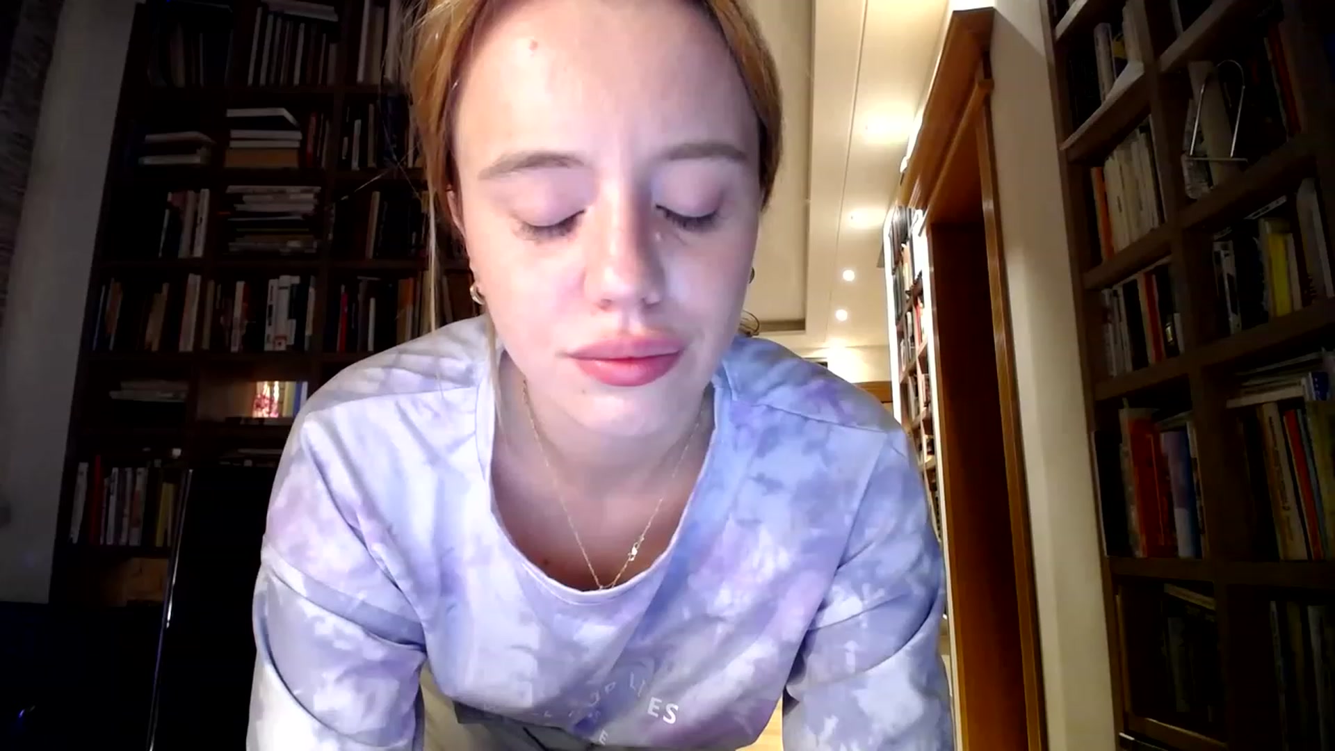 Gallery image thumbnail from Alena29's myfreecams stream on, 06/26/2023, 01:37 image 3 of 20