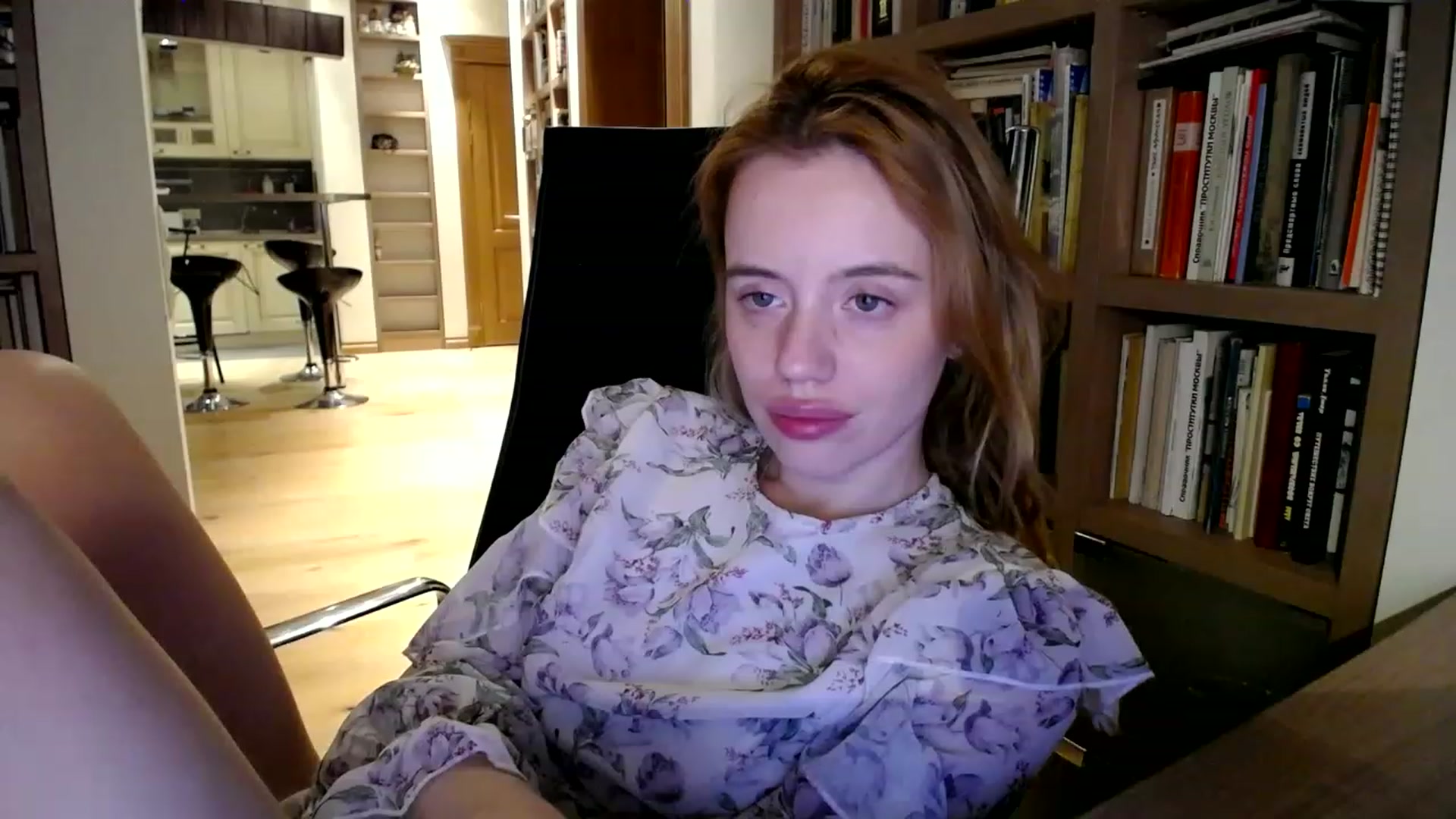 Gallery image thumbnail from Alena29's myfreecams stream on, 07/04/2023, 01:29 image 3 of 20