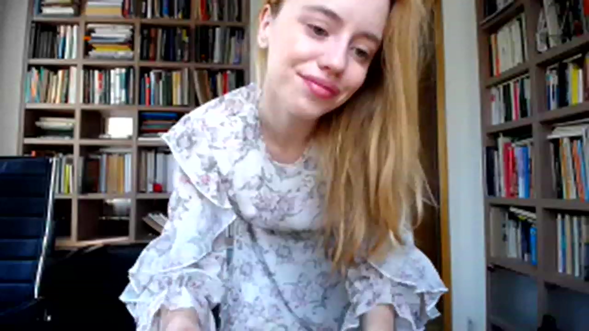 Gallery image thumbnail from Alena29's myfreecams stream on, 07/04/2023, 14:52 image 3 of 20