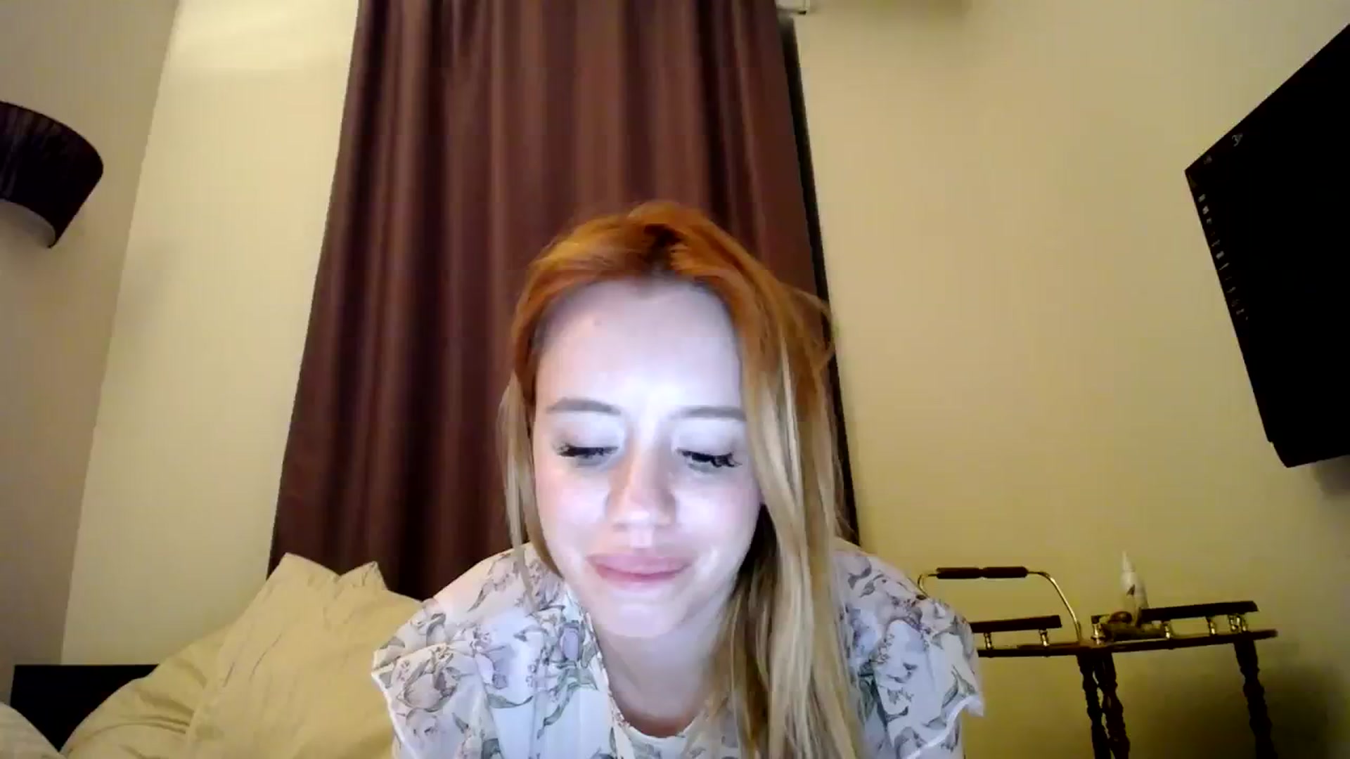 Gallery image thumbnail from Alena29's myfreecams stream on, 08/23/2023, 24:02 image 15 of 20
