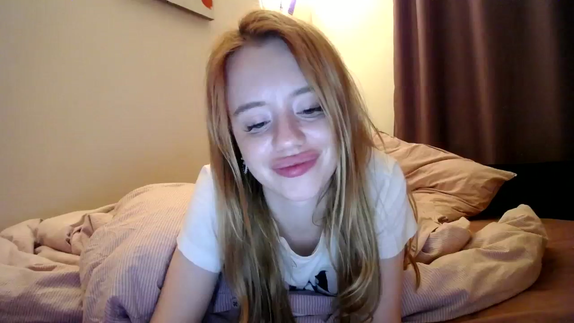 Gallery image thumbnail from Alena29's myfreecams stream on, 09/05/2023, 22:57 image 14 of 20