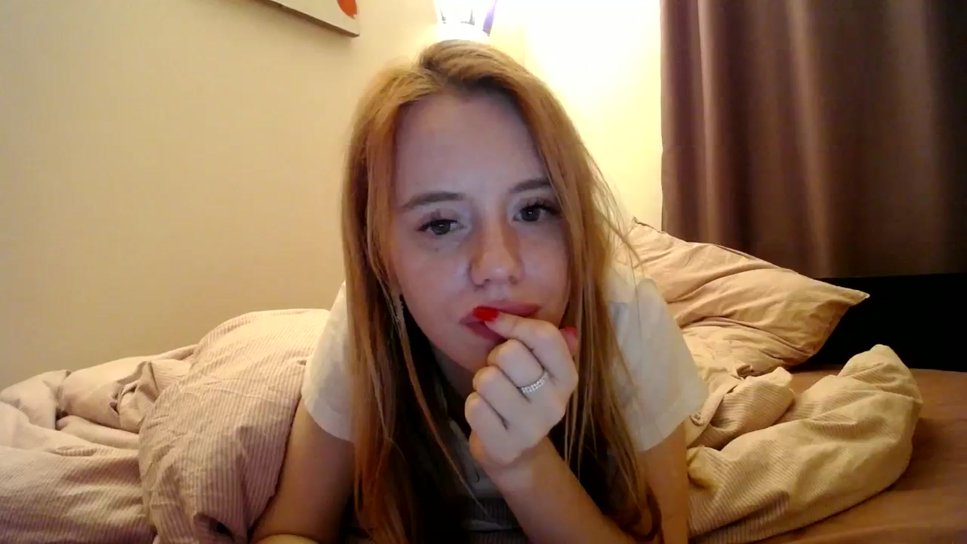 Gallery image thumbnail from Alena29's myfreecams stream on, 09/05/2023, 22:57 image 13 of 20