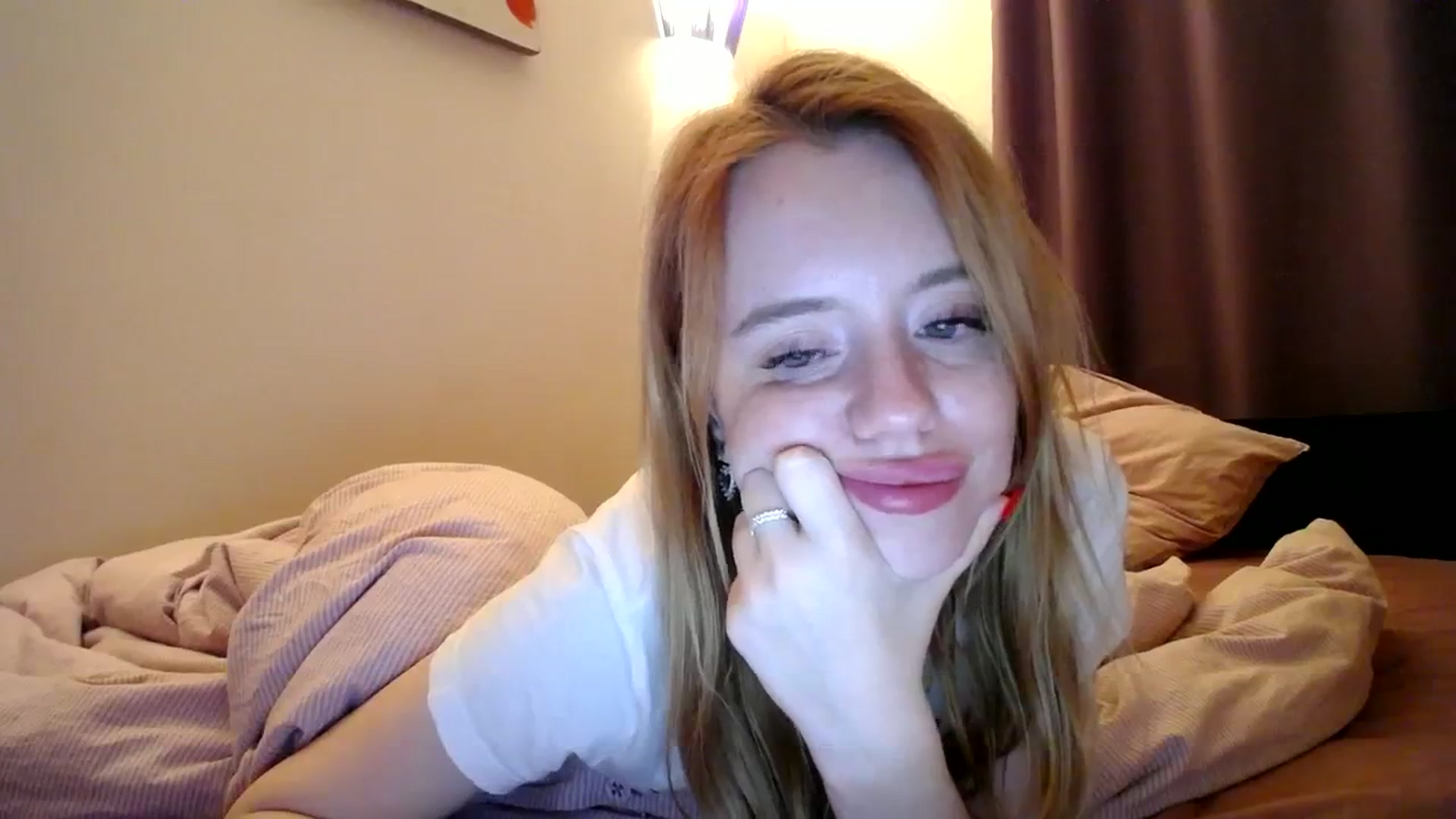 Gallery image thumbnail from Alena29's myfreecams stream on, 09/05/2023, 22:57 image 11 of 20