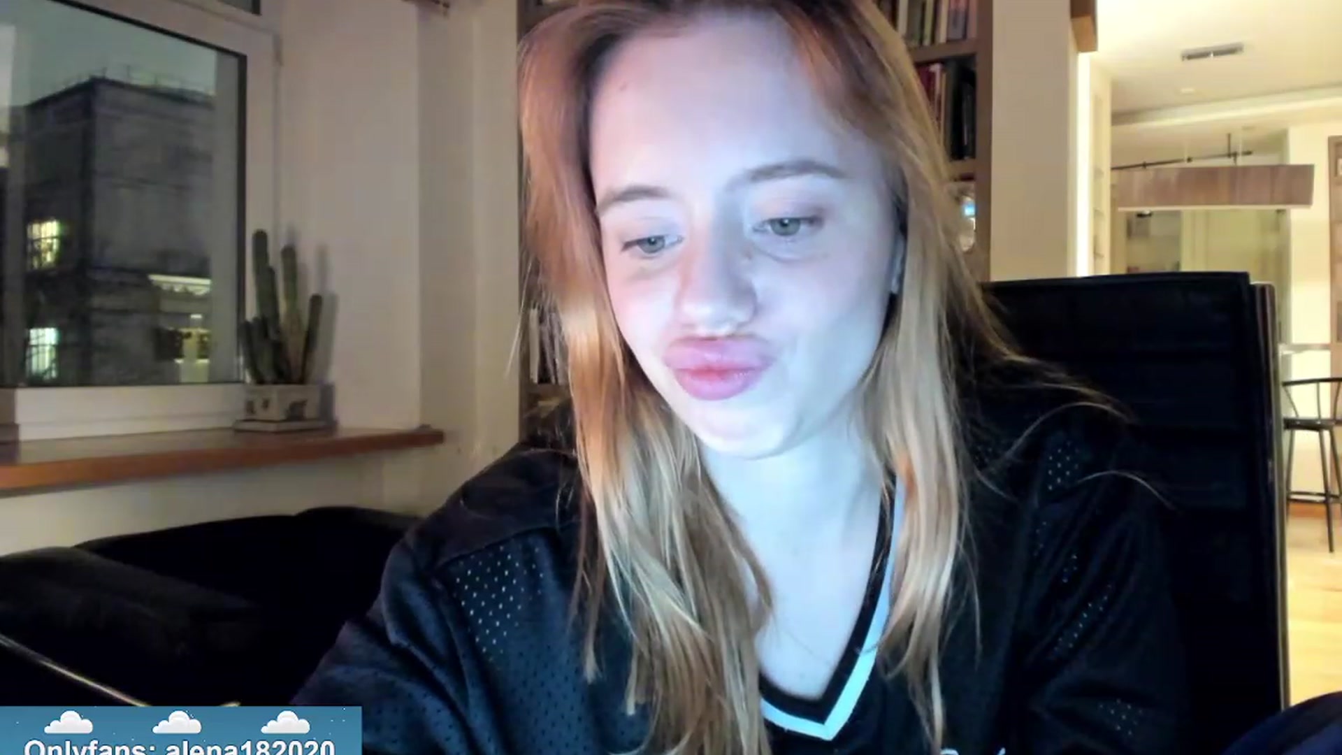 Gallery image thumbnail from Alena29's myfreecams stream on, 11/13/2023, 19:51 image 11 of 20