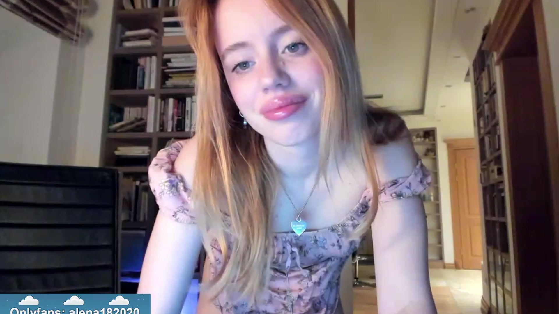 Gallery image thumbnail from Alena29's myfreecams stream on, 11/17/2023, 14:37 image 5 of 20