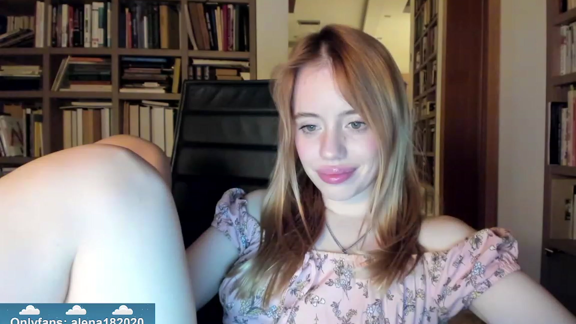 Gallery image thumbnail from Alena29's myfreecams stream on, 11/17/2023, 14:37 image 18 of 20