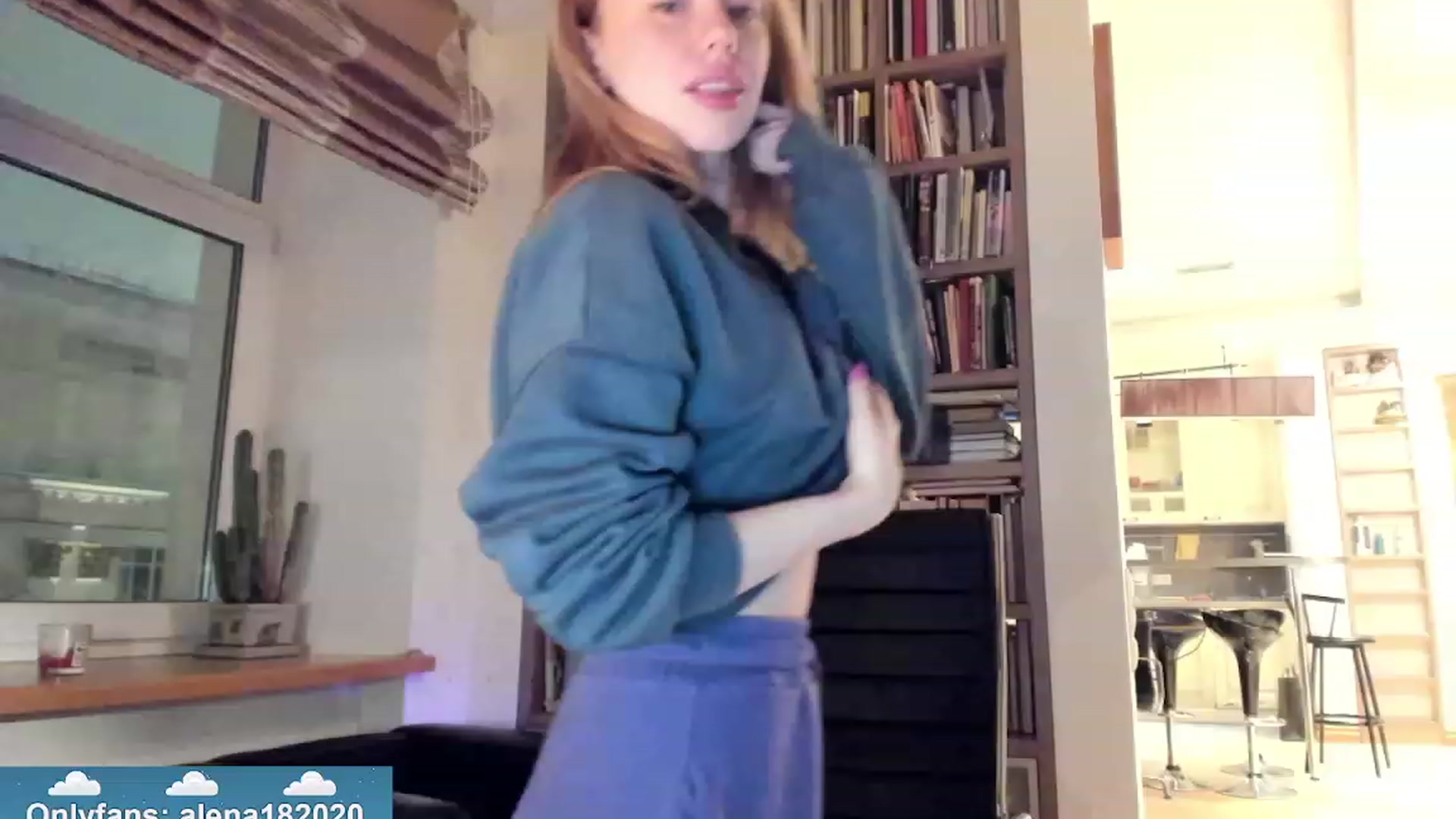 Gallery image thumbnail from Alena29's myfreecams stream on, 11/24/2023, 17:01 image 14 of 20