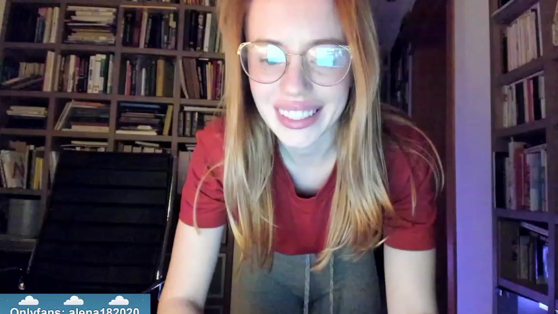 Gallery image thumbnail from Alena29's myfreecams stream on, 11/27/2023, 15:11 image 13 of 20