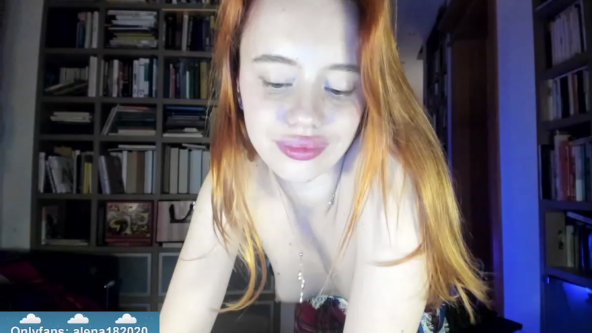 Gallery image thumbnail from Alena29's myfreecams stream on, 12/04/2023, 21:47 image 18 of 20