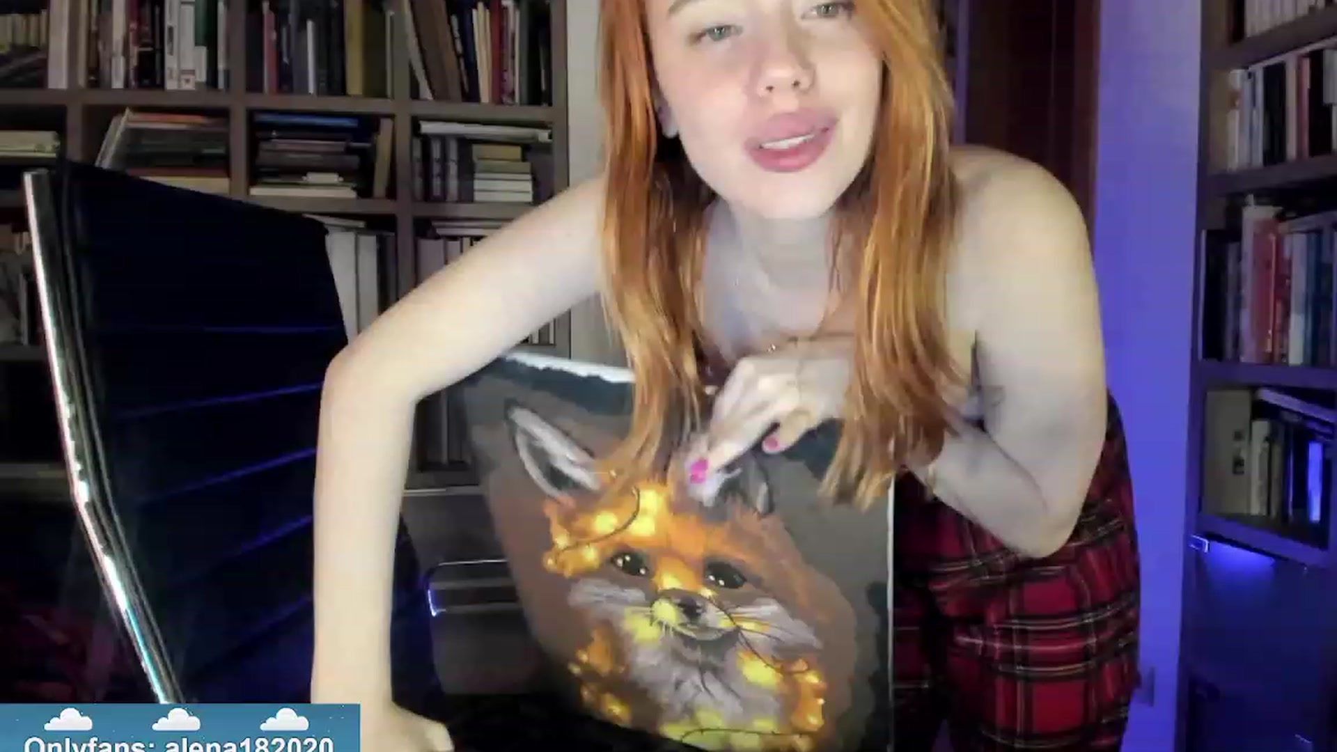 Gallery image thumbnail from Alena29's myfreecams stream on, 12/04/2023, 23:11 image 8 of 20