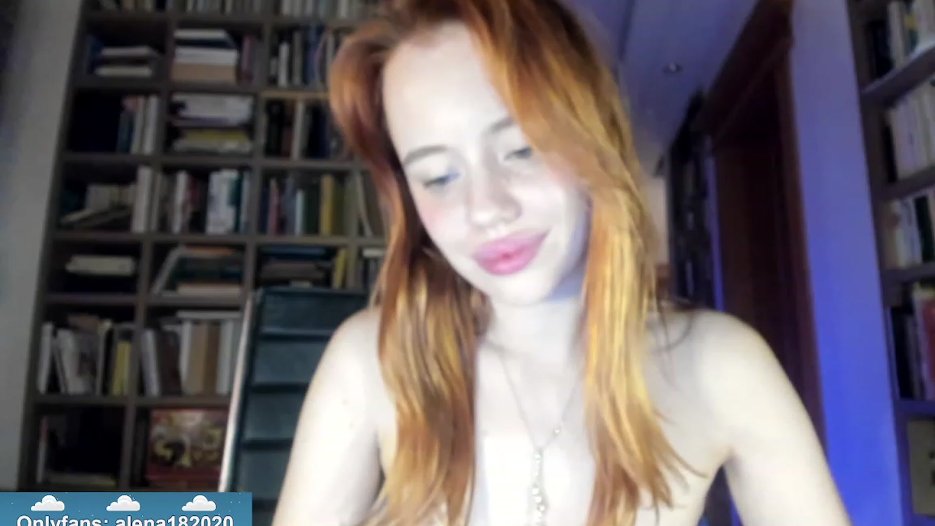 Gallery image thumbnail from Alena29's myfreecams stream on, 12/04/2023, 23:11 image 3 of 20