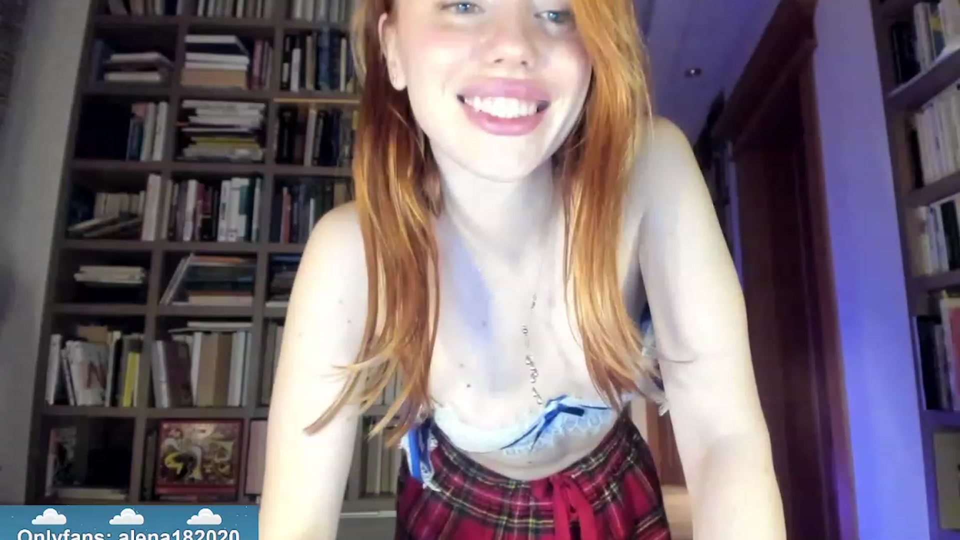 Gallery image thumbnail from Alena29's myfreecams stream on, 12/04/2023, 23:11 image 2 of 20