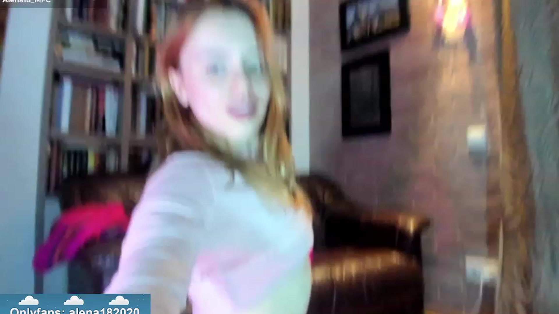 Gallery image thumbnail from Alena29's myfreecams stream on, 12/21/2023, 16:57 image 9 of 20