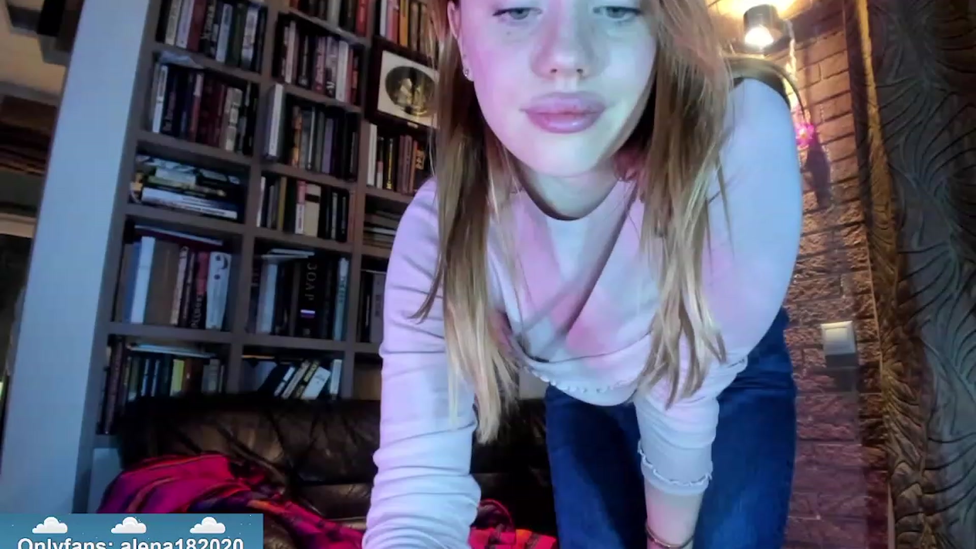 Gallery image thumbnail from Alena29's myfreecams stream on, 12/21/2023, 16:57 image 8 of 20