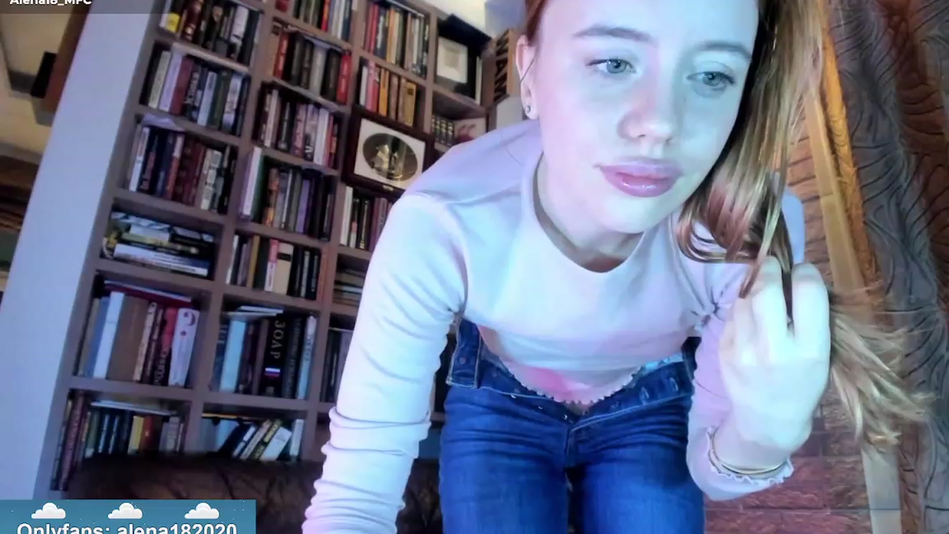 Gallery image thumbnail from Alena29's myfreecams stream on, 12/21/2023, 20:59 image 14 of 20