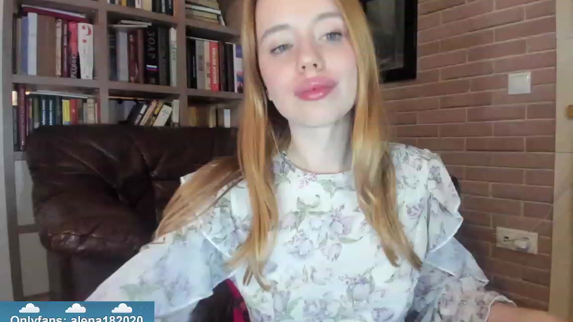 Gallery image thumbnail from Alena29's myfreecams stream on, 12/23/2023, 04:21 image 10 of 20